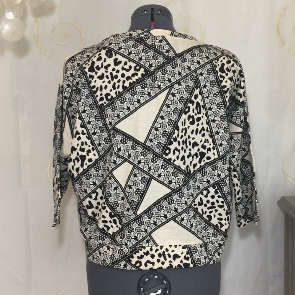 Pattern Top - Picture 2 of 5